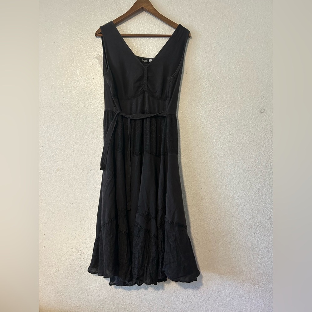 Lapogee Free Size Lace Sleeveless Embroidered Rayon Babydoll Dress Whimsigoth‎